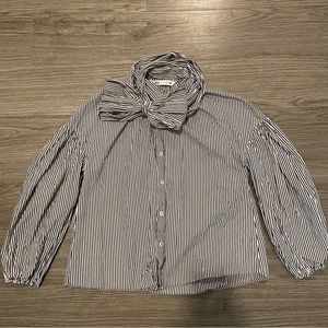 Zara bow tie puff blouse shirt size XS